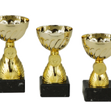 Chrompokal i guld, royalt design