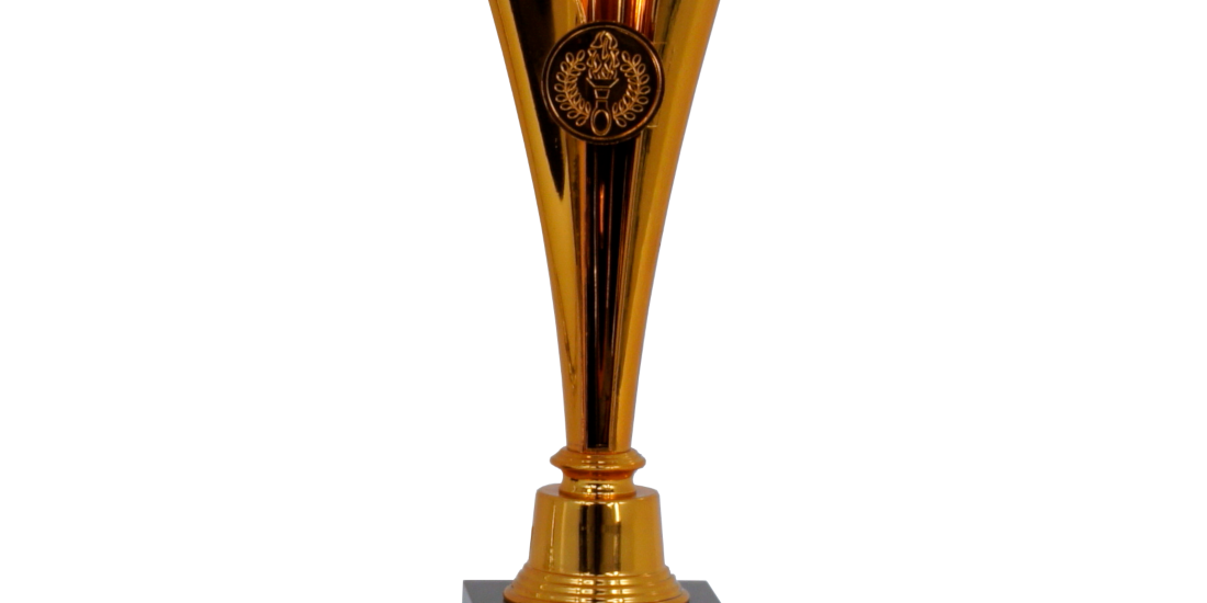 Eventyrlig plast pokal, 3 metal farver