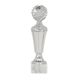 Sølv plastpokal, elegant design, hvid sokkel