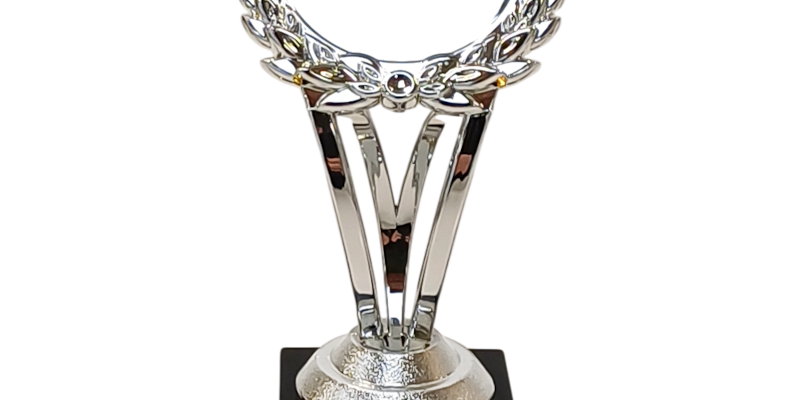 Emblem statuette, Guld, Sølv eller Bronze