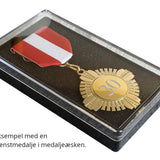 Fortjenstmedalje sæt med Grøn/hvid bånd, inkl. gravering