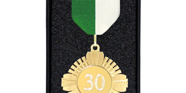 Fortjenstmedalje sæt med Grøn/hvid bånd, inkl. gravering